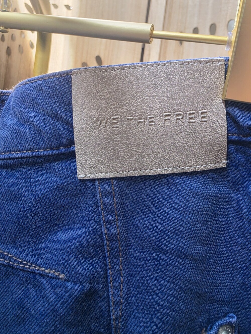 NWOT We The Free Good Luck Mid Rise Barrel Jeans in Blue Jay - Picture 9 of 13